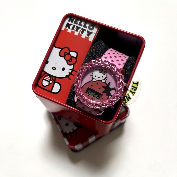 NWT Sanrio Hello Kitty Digital LCD Watch Pink Strawberry Polka Dot Tin Gift Box - Picture 3 of 4
